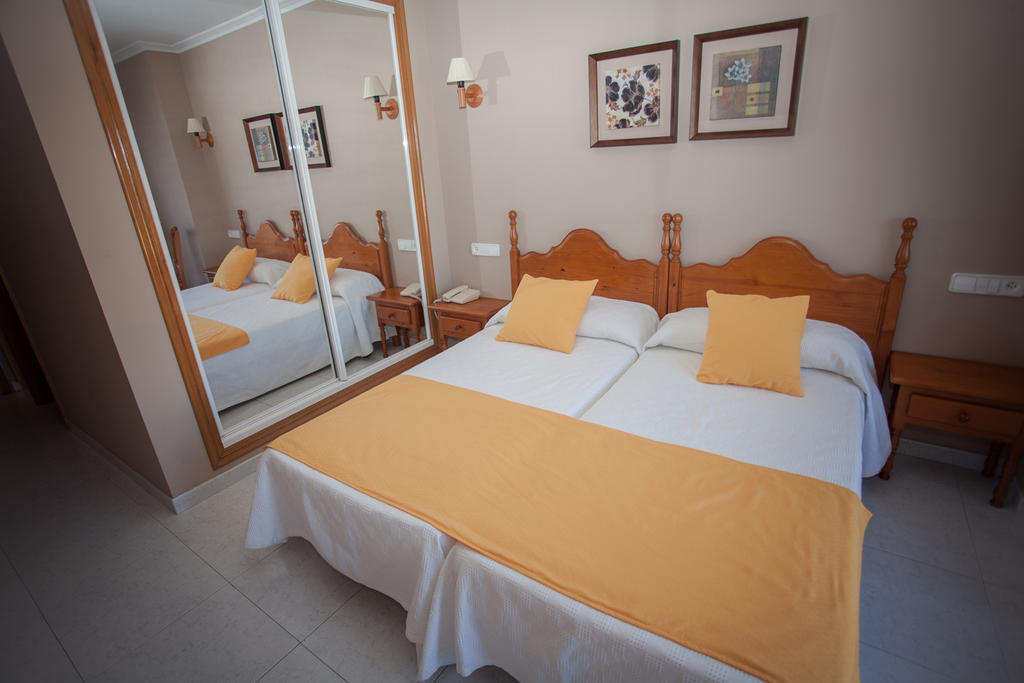 Hotel Martin Esperanza ปอร์โตโนโว ห้อง รูปภาพ
